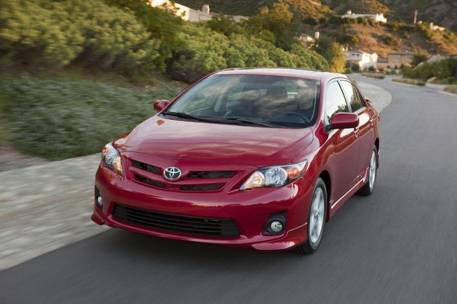  Toyota Corolla 2011 года  (фото 53 из 76)